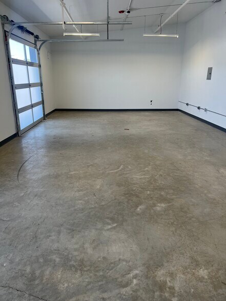 5411 Williamson Rd, Roanoke, VA à louer - Photo intérieure - Image 3 de 3