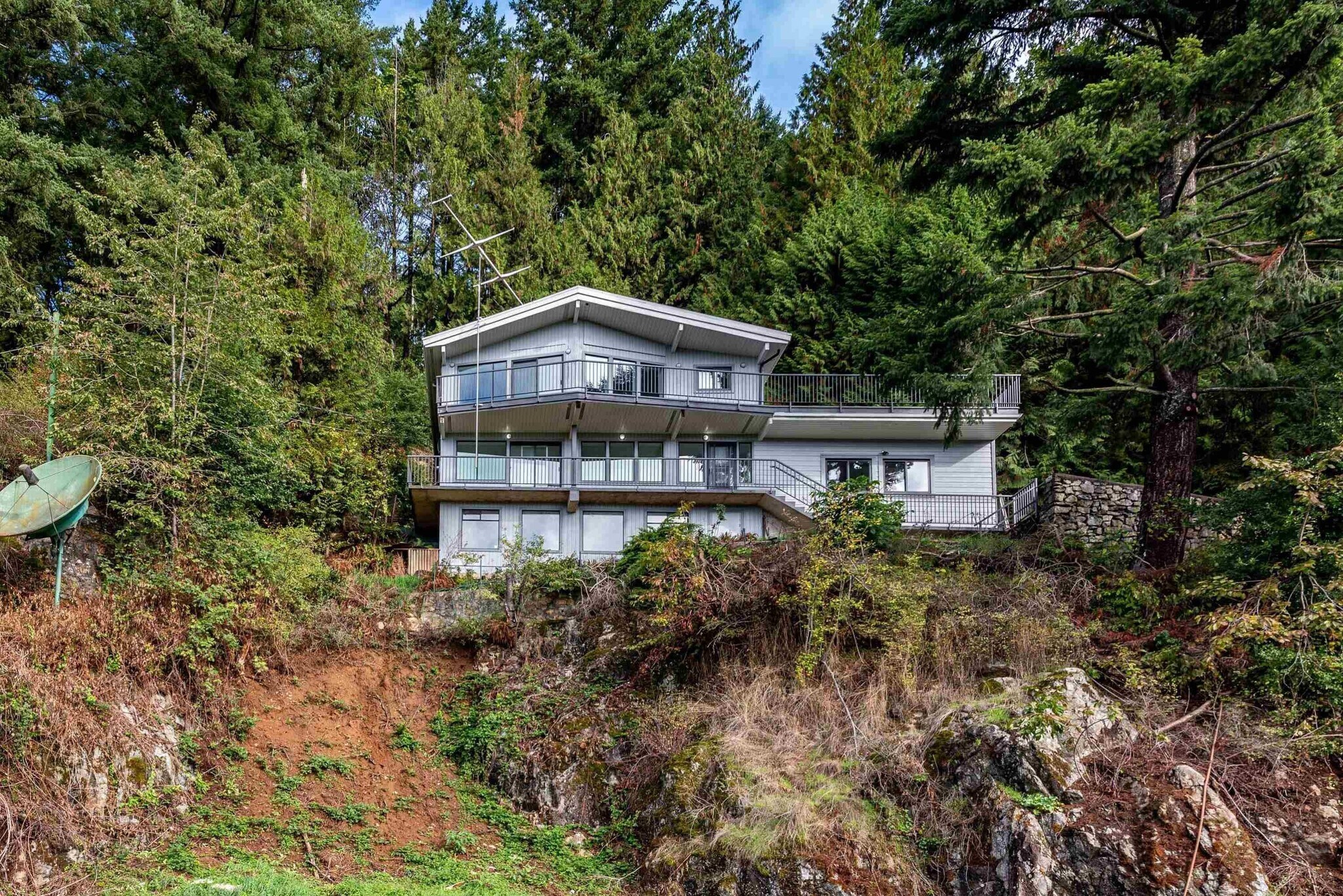 47005 Yale Rd, Chilliwack, BC à vendre Photo du bâtiment- Image 1 de 6