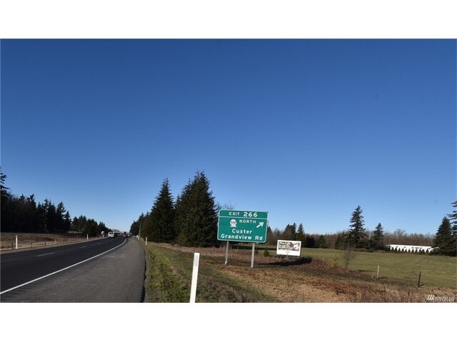 2036 Grandview Rd, Ferndale, WA à vendre - Photo du bâtiment - Image 3 de 10