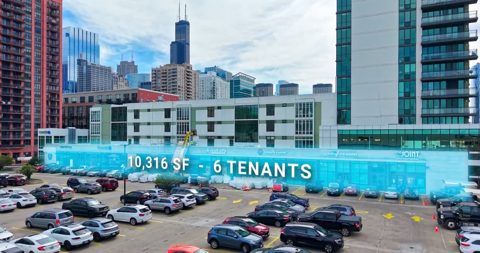 328 N Desplaines St, Chicago, IL à vendre - Photo du bâtiment - Image 1 de 9