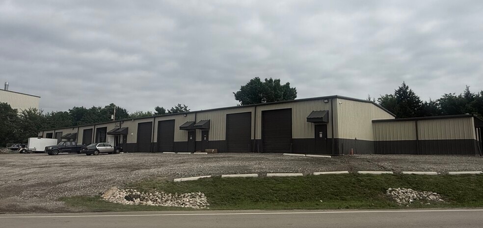 801-817 S 6th Ave, Mansfield, TX for sale - Building Photo - Image 2 of 6