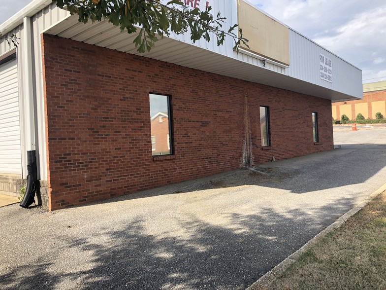 880 Gillespie St, Prattville, AL for lease - Building Photo - Image 3 of 29