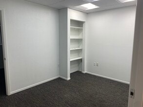 4301 32nd St, Bradenton, FL for lease Interior Photo- Image 1 of 6