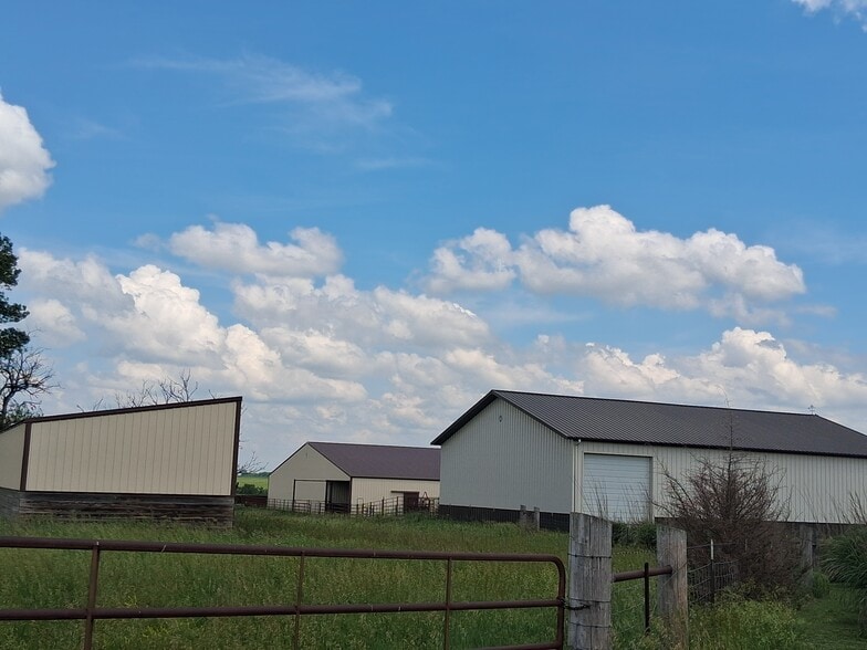 6841 E US Highway 56, Overbrook, KS for sale - Building Photo - Image 3 of 76