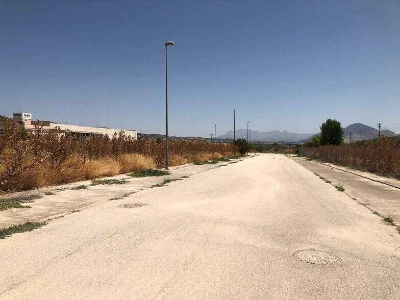 Polígono Industrial el Arco, 85, Valderrubio, Granada à vendre - Autre - Image 2 de 4