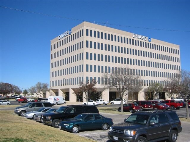 3800 E 42nd St, Odessa, TX à louer - Photo du bâtiment - Image 3 de 8