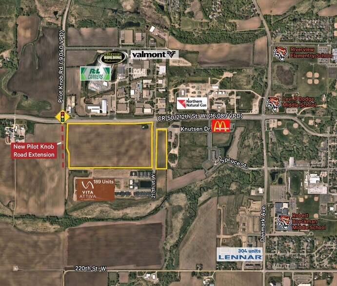 SEQ of CR 50 and Pilot Knob Road St, Farmington, MN à vendre - Aérien - Image 2 de 3