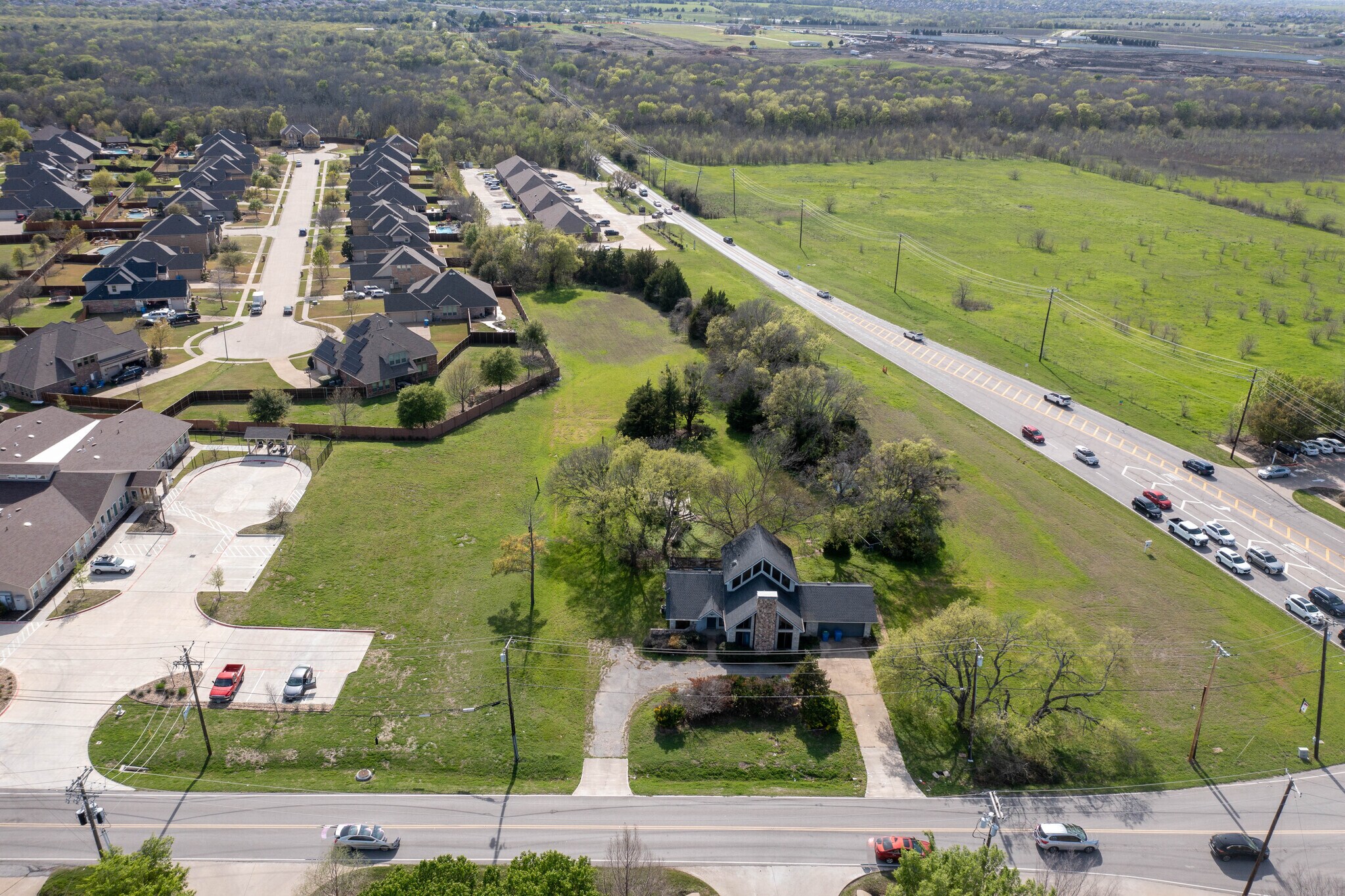 8409 Chiesa Rd, Rowlett, TX à vendre Photo principale- Image 1 de 5