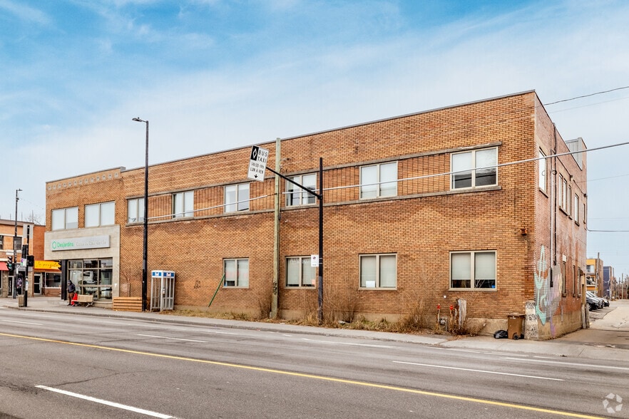 3250 Rue Masson, Montréal, QC à vendre - Photo du bâtiment - Image 3 de 5