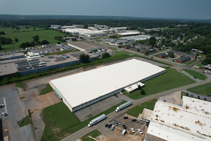 70 Industrial Dr, Cartersville, GA for sale - Building Photo - Image 2 of 28