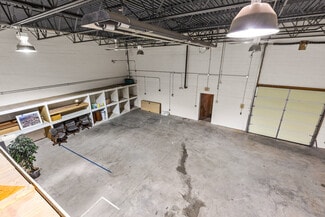 Plus de détails pour 69 Parker St, Newburyport, MA - Local d'activités à louer