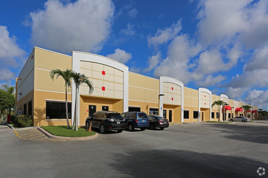 3395 Lake Worth Rd, Lake Worth, FL à louer - Photo principale - Image 1 de 8