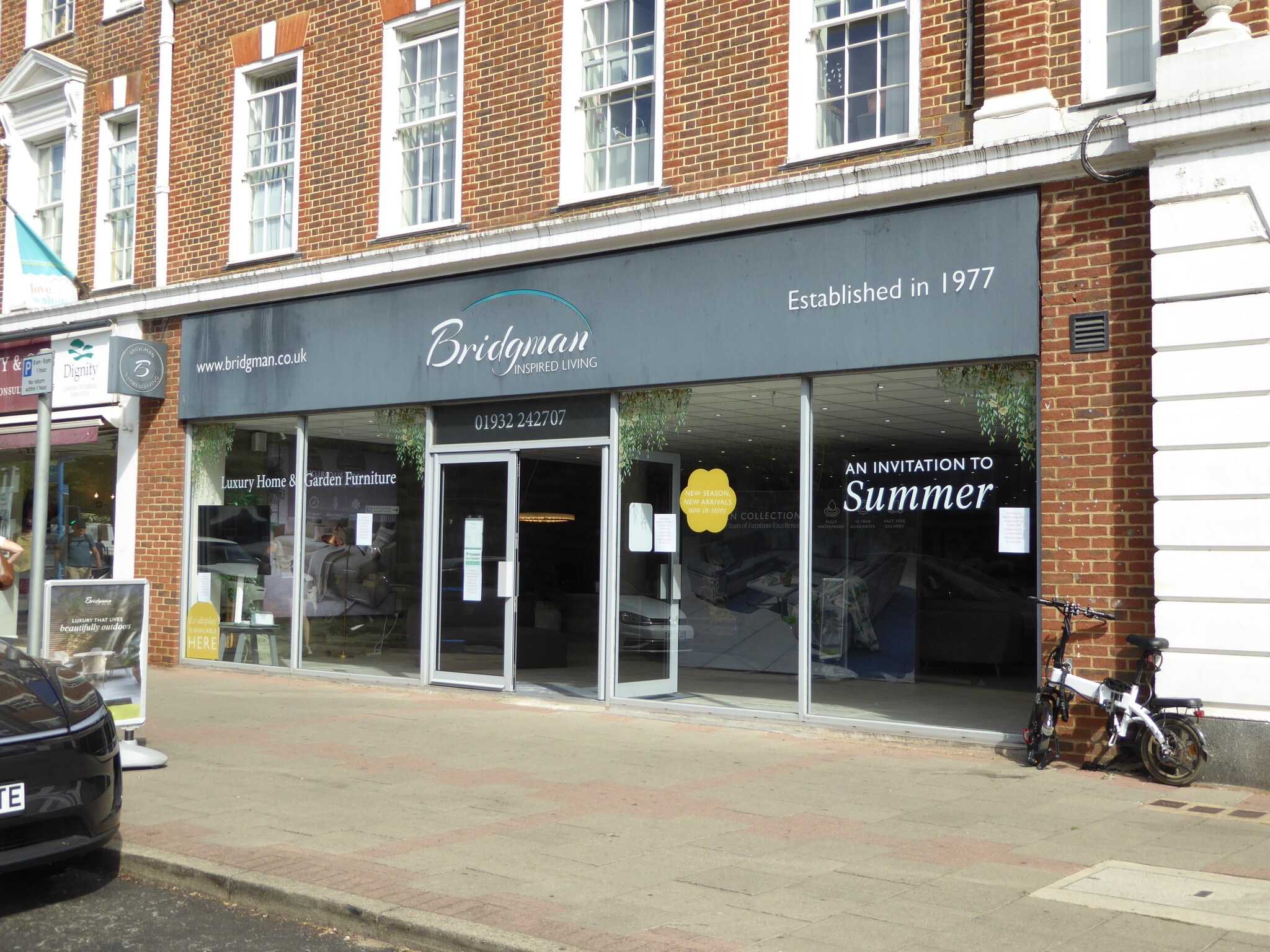 22-24 New Zealand Ave, Walton On Thames for lease Building Photo- Image 1 of 4