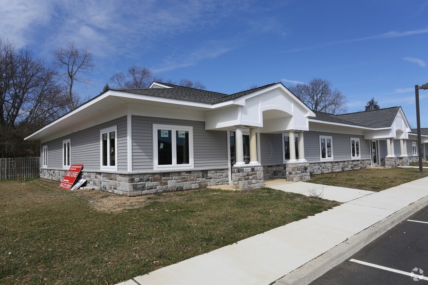 1900 Mt. Holly Rd, Burlington, NJ for lease - Building Photo - Image 2 of 6