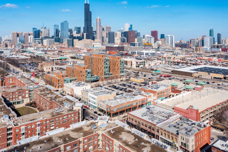 1252-1322 S Halsted St, Chicago, IL à louer - Photo du bâtiment - Image 1 de 18