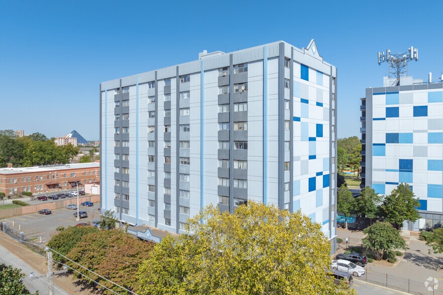 750 Adams Ave, Memphis, TN for sale - Building Photo - Image 2 of 22