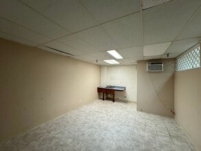 2290 Alahao Pl, Honolulu, HI à louer Photo intérieure- Image 2 de 4