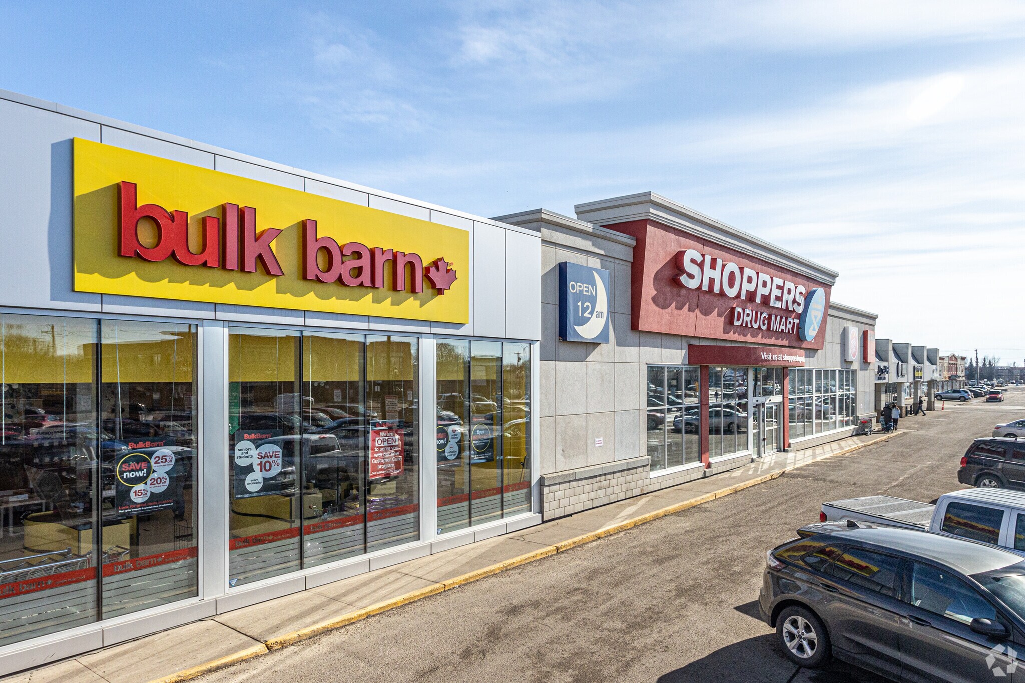 8069 104 St Nw, Edmonton, AB à vendre Photo principale- Image 1 de 1