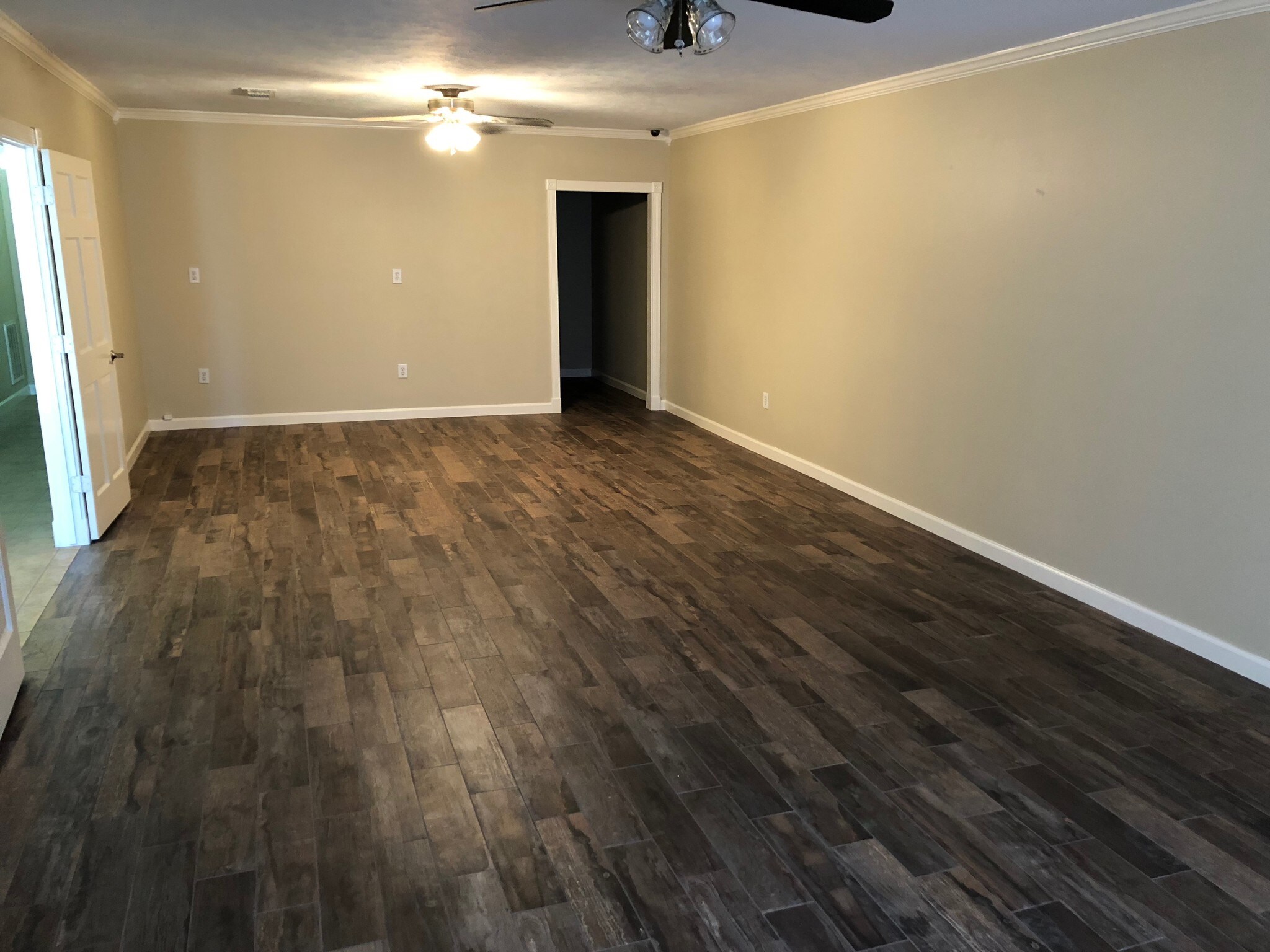 Center St, & 10th St, Deer Park, TX for sale Interior Photo- Image 1 of 1