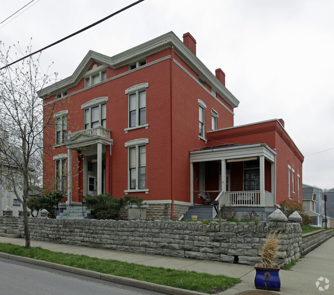 1710 Eastern Ave, Covington, KY à vendre - Photo principale - Image 1 de 1