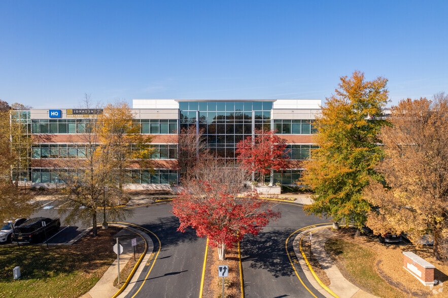 150 Riverside Pky, Fredericksburg, VA for lease - Building Photo - Image 2 of 29