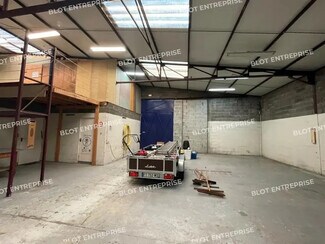 Plus de détails pour 17 Rue Des Compagnons, Saint-Herblain - Local d'activités à louer