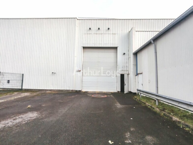 Industrial in Reims for lease - Building Photo - Image 3 of 8