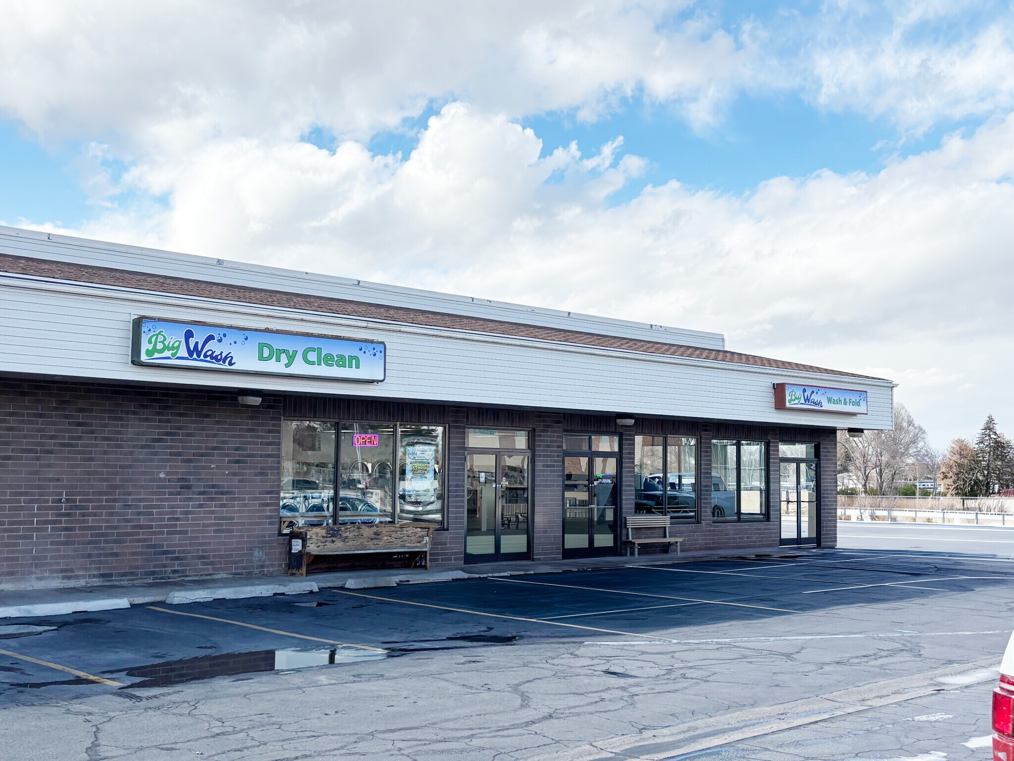 3520 W 3500 S, West Valley City, UT à vendre Photo principale- Image 1 de 9