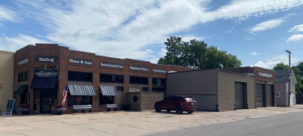 301 N Washington Ave, Wellington, KS à vendre - Photo du bâtiment - Image 2 de 19