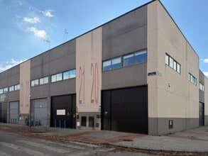 Calle Pedrezuela, 19, Alcorcón, Madrid for lease Interior Photo- Image 1 of 4