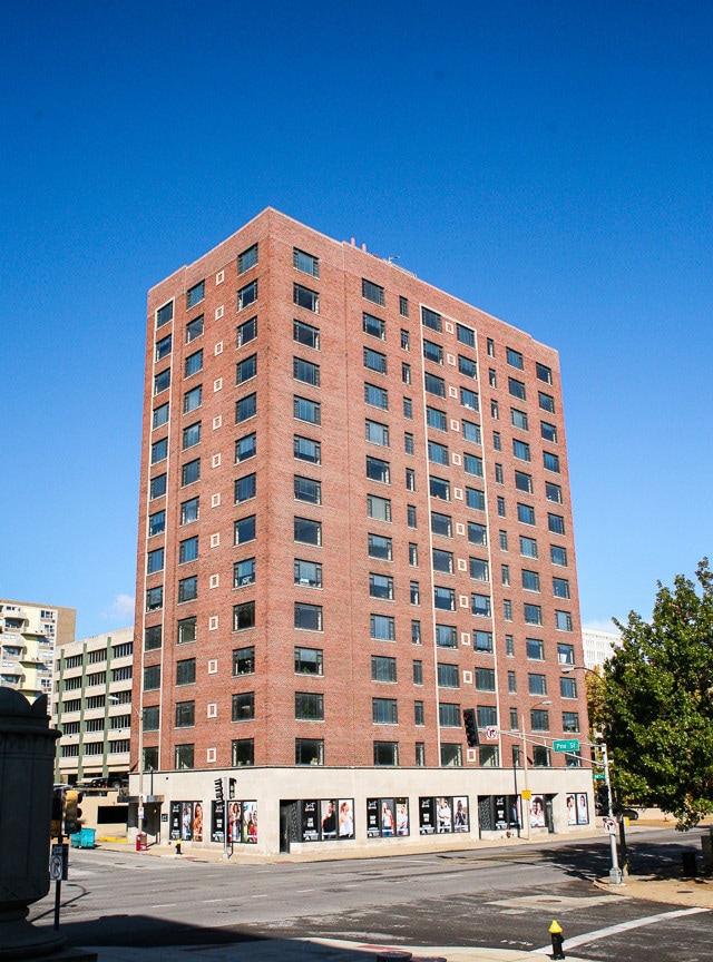 1405 Pine St, Saint Louis, MO for lease Building Photo- Image 1 of 7