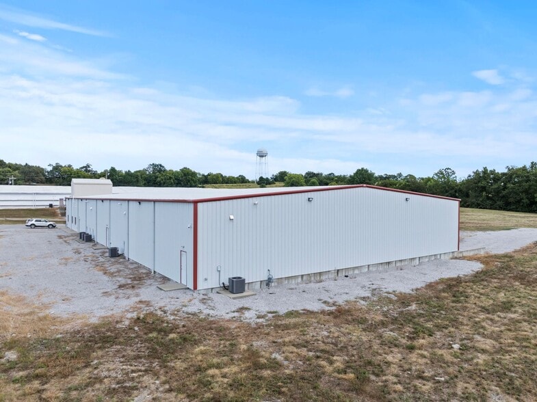 620 US Highway 27 N, Cynthiana, KY à louer - Photo du bâtiment - Image 3 de 58