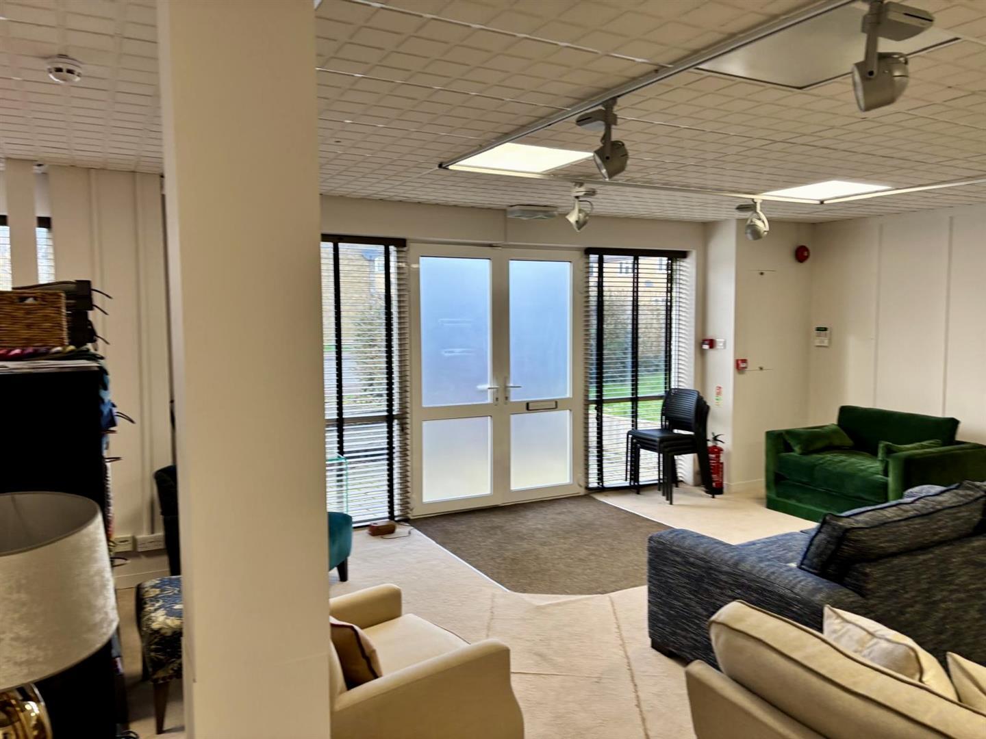 Bourton Business Park, Bourton On The Water à louer Photo intérieure- Image 1 de 3