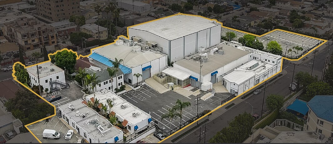 201 N Occidental Blvd, Los Angeles, CA à louer Photo du bâtiment- Image 1 de 22