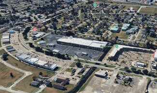 Plus de détails pour 8700 W Judge Perez Dr, Chalmette, LA - Commerce de détail à louer
