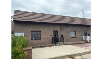 More details for 421 Broadway, West Babylon, NY - Industrial for Lease