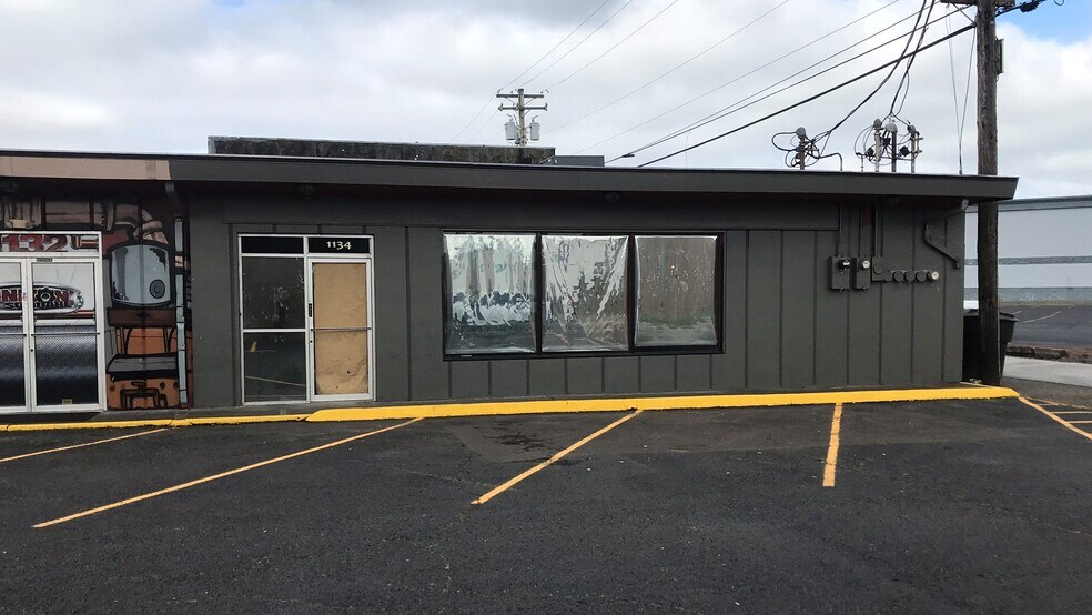 1132 Washington Way, Longview, WA for lease - Building Photo - Image 1 of 6
