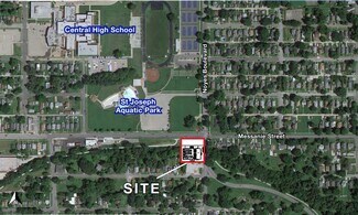 Plus de détails pour 2728 Messanie St, Saint Joseph, MO - Commerce de détail à louer