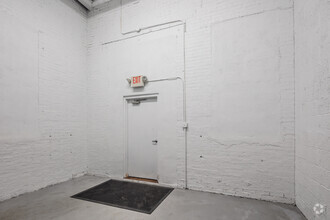 480 Main Ave, Wallington, NJ for lease Interior Photo- Image 2 of 7