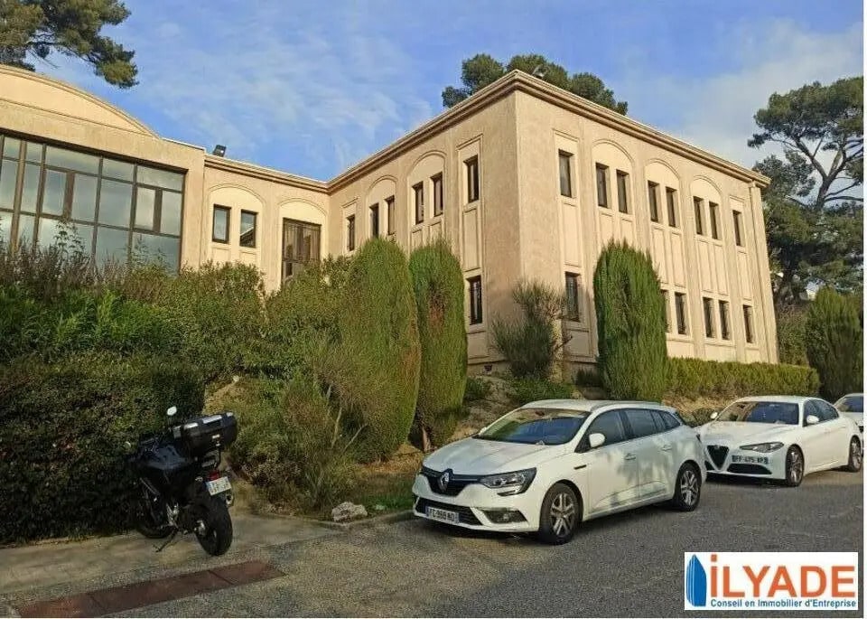 5 Avenue De Saint Menet, Marseille for lease Building Photo- Image 1 of 3
