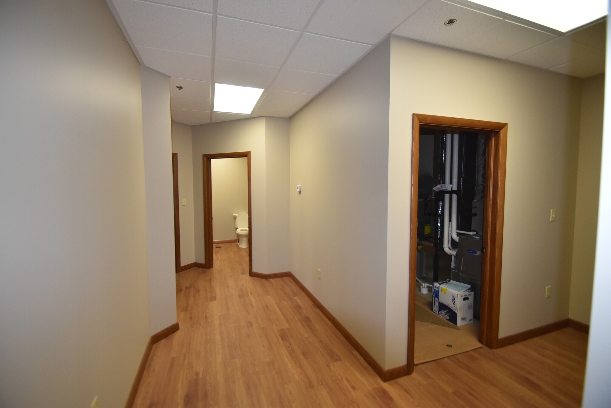 604 E Montford Ave, Ada, OH for sale Interior Photo- Image 1 of 1