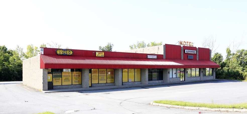 658 Rt-211, Middletown, NY for sale - Building Photo - Image 3 of 4
