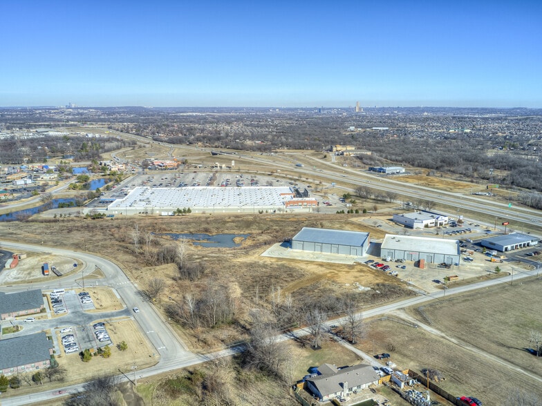 West 126th Street, Glenpool, OK for sale - Building Photo - Image 3 of 7