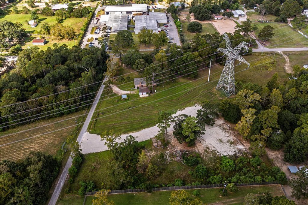 12762 Vaught Rd, Magnolia, TX à louer Photo du bâtiment- Image 1 de 10