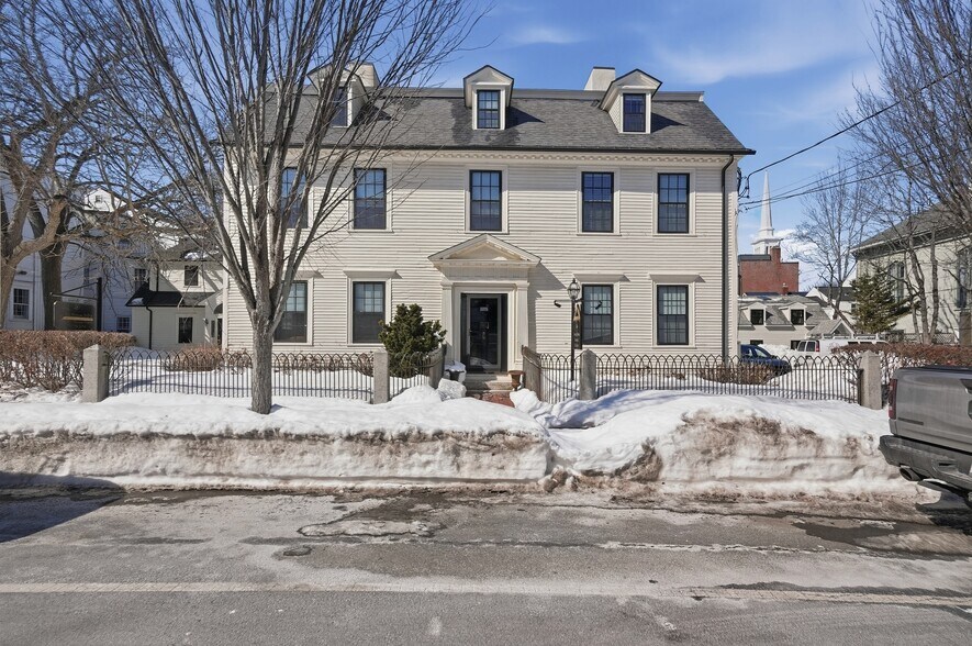 28 Green St, Newburyport, MA à louer - Photo du bâtiment - Image 3 de 15