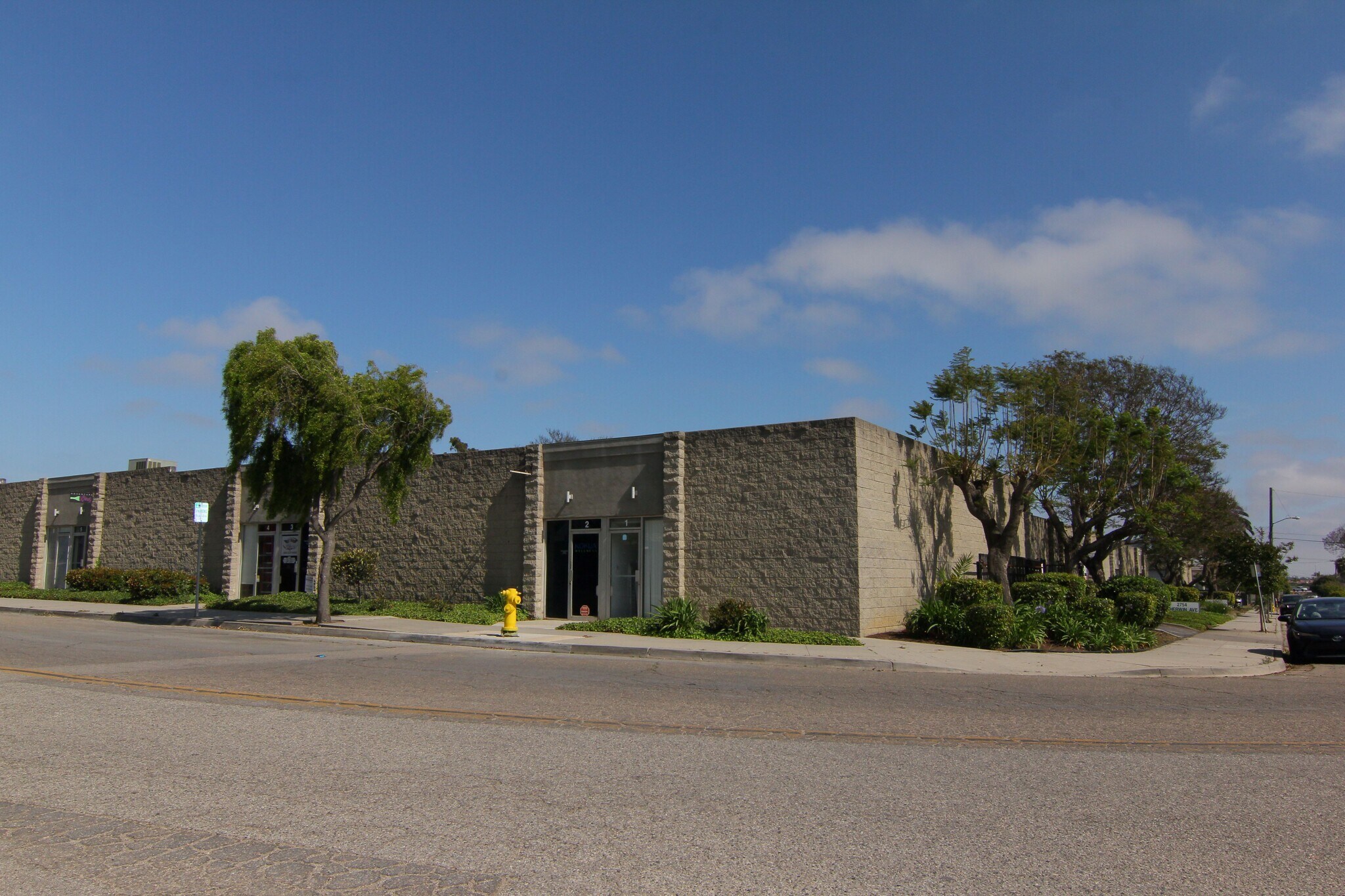 6650 Crescent St, Ventura, CA à vendre Photo du bâtiment- Image 1 de 1