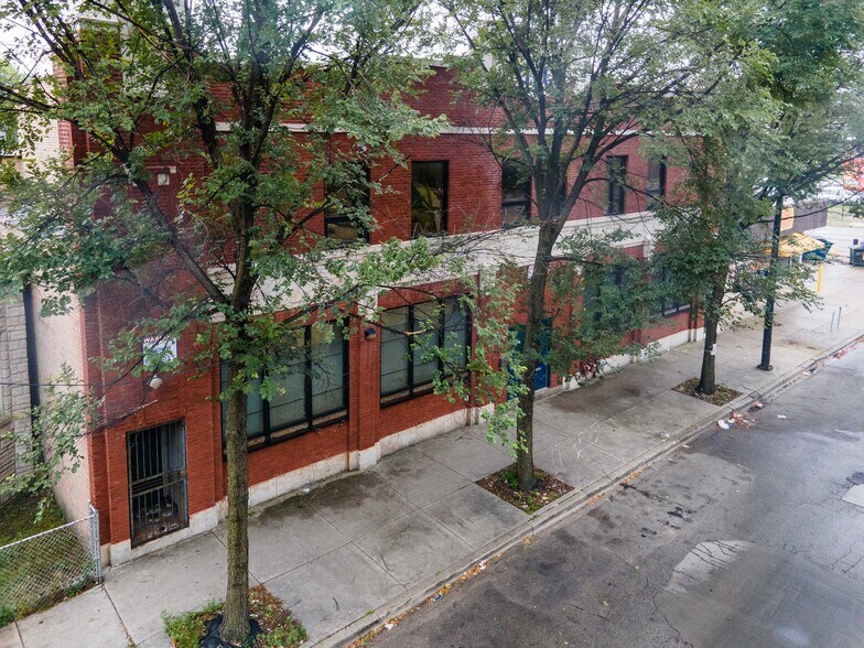 2945 W Harrison St, Chicago, IL à vendre - Photo du bâtiment - Image 3 de 30
