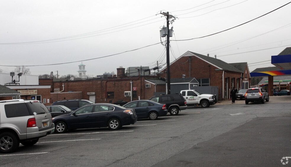 10101-10123 River Rd, Potomac, MD à louer - Photo du bâtiment - Image 2 de 4