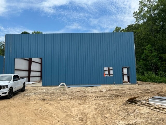 7641 Sandlapper Pky, North Charleston, SC for sale - Building Photo - Image 2 of 11