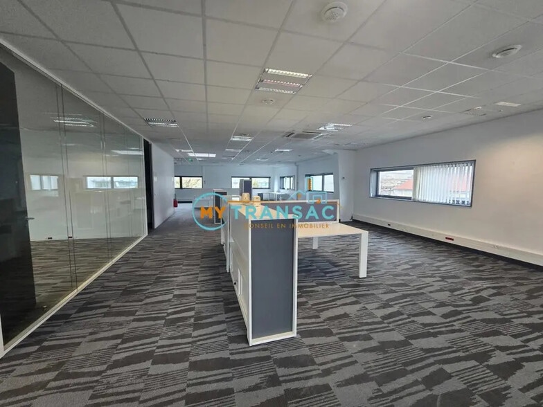 Bureau dans Ivry-sur-Seine à louer - Photo intérieure - Image 3 de 6